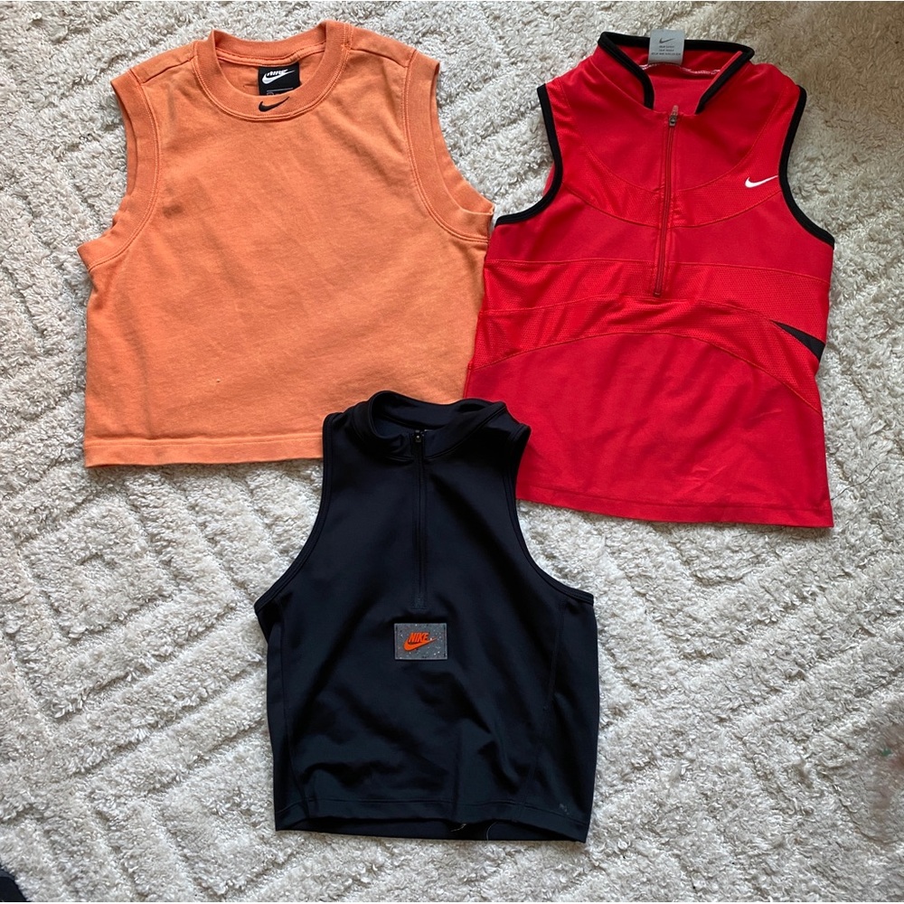 Nike bundle tank top